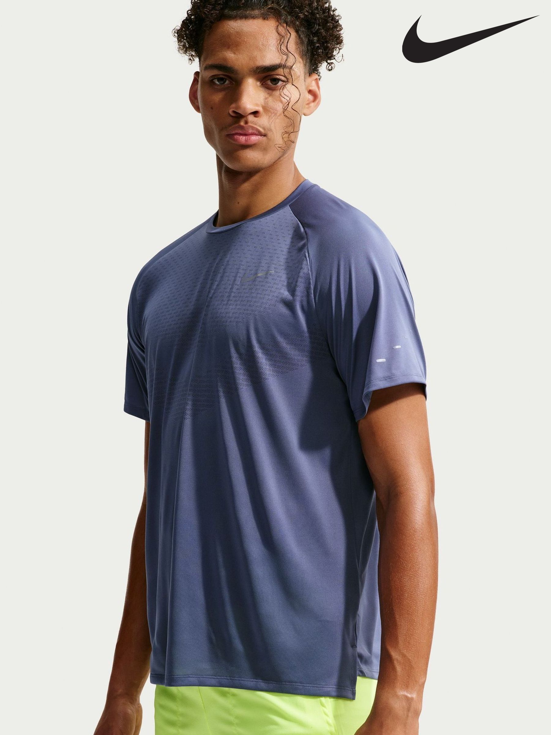 Buy Men's Tops Sportswear Long Sleeve Online | Next Brazil