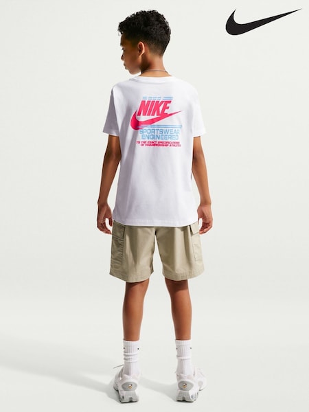 White - Nike Graphic T-shirt