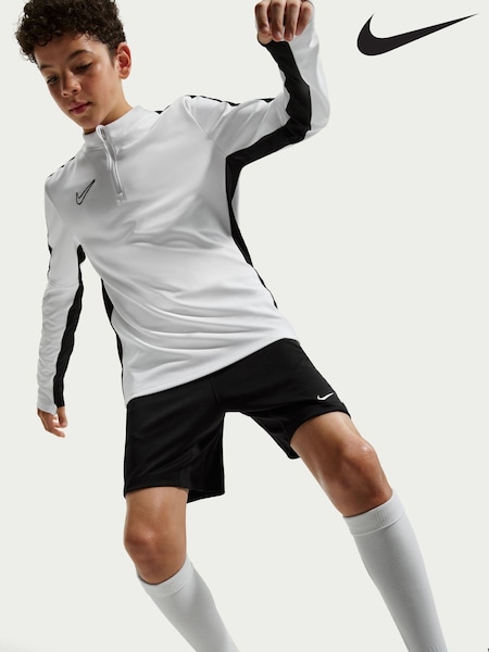 أسود - Nike Strike Dri-fit Football Knit Shorts