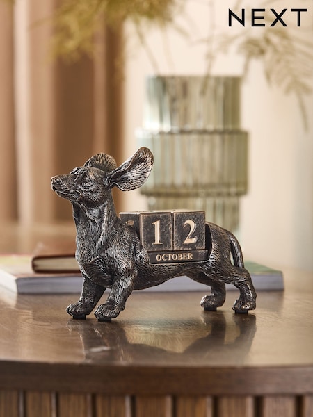 Hoxley The Dachshund Calendar Ornament