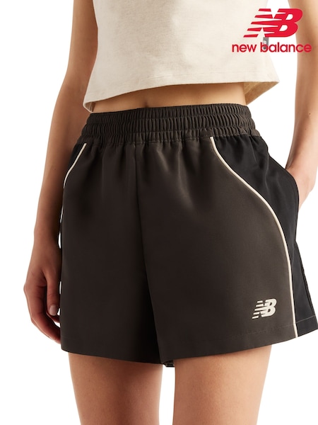 Svart - New Balance Trackside Woven Shorts
