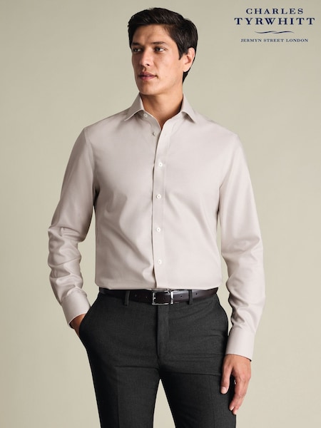 Charles Tyrwhitt Natural Non-Iron Weave Cutaway Shirt (V49093) | AED437
