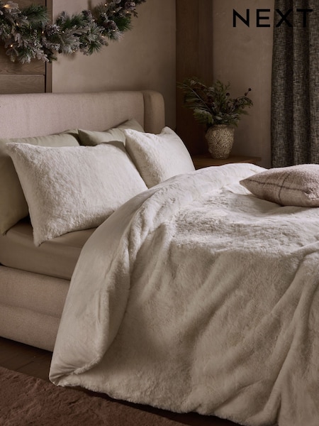 Plush Faux Fur Duvet Cover And Pillowcase Set