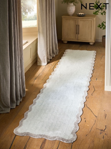 Soft Scallop Washable Runner