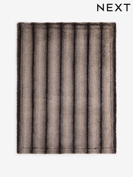 Alaska Faux Fur Throw