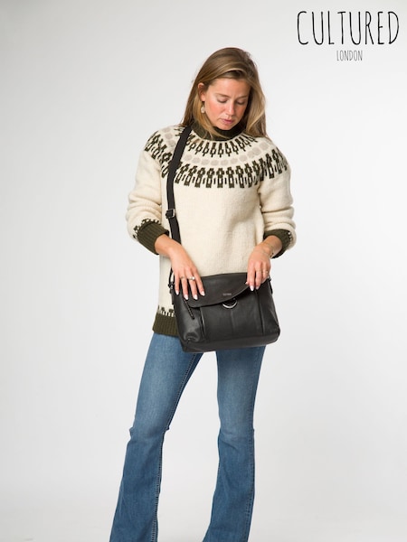 Cultured London 'Cherry' Leather Black Shoulder Bag (V52042) | 69 €