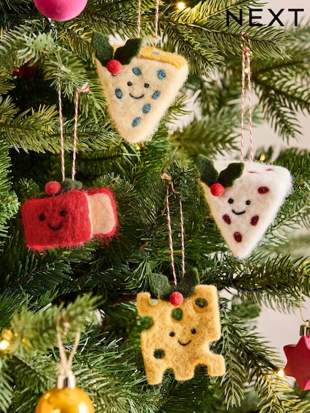 Set Of 4 Felt Christmas Baubles