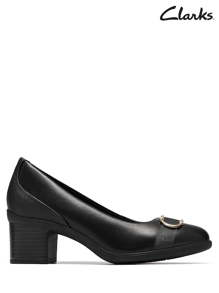 Schwarz - Clarks Shaya Lux Shoes