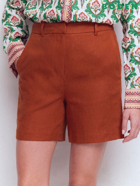 Boden Belgravia Linen Shorts (V66379) | ‏460 د.إ.‏
