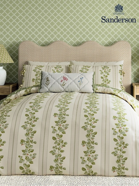 Sanderson Leaf Green Cobnut 180 TC Cotton Duvet Set (V70525) | €53 - €106