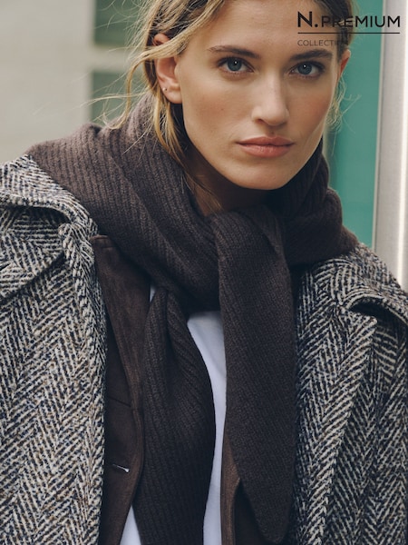 Schokoladenbraun - N.premium Cashmere Triangle Scarf