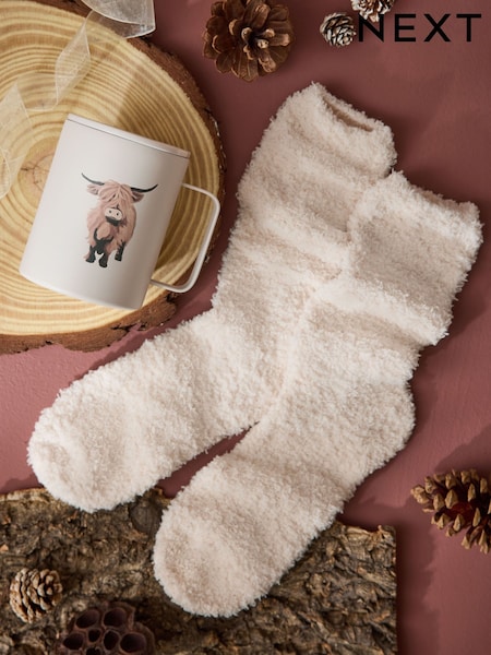 Hamish The Highland Cow Travel Mug And Cosy Socks Christmas Gift Set