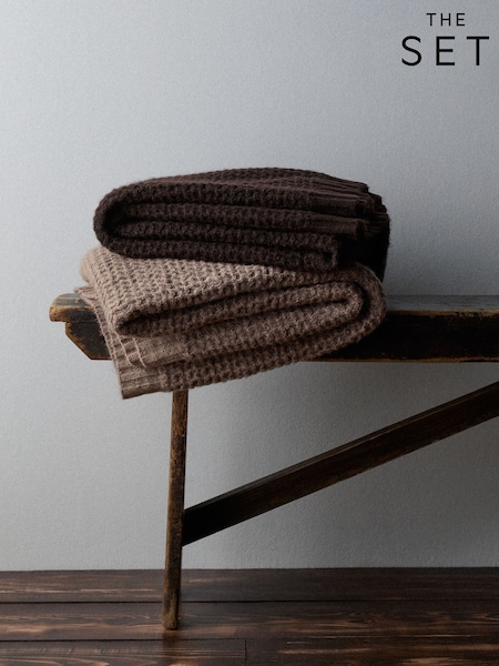 The Set 2 Pack Ribbed Waffle Knitted Throws