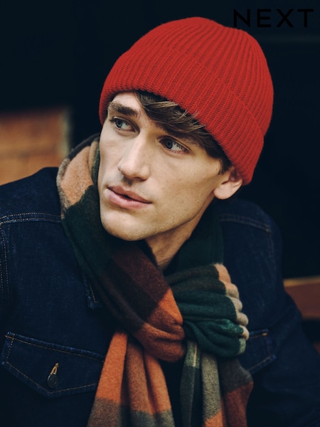 Red - Regular Knitted Beanie