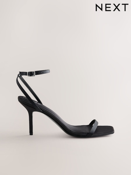 Schwarz - Forever Comfort® schlichte Sandalen mit eckiger Zehenpartie und Absatz