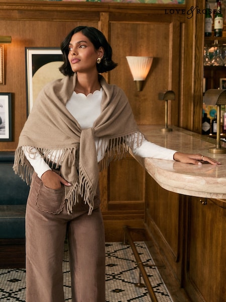 Krem boja - Love & Roses Super Soft Fringe Triangle Scarf