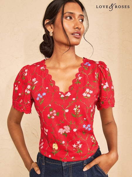 Red Floral Print - Love & Roses Scallop T-shirt