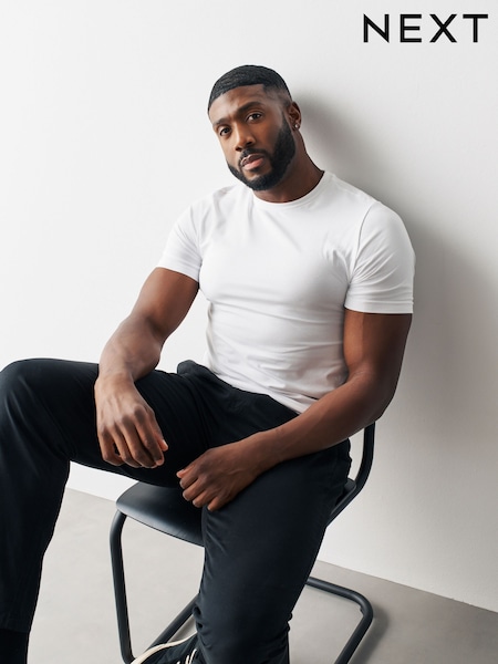 White - Regular Muscle Fit Essential Cotton T-shirt