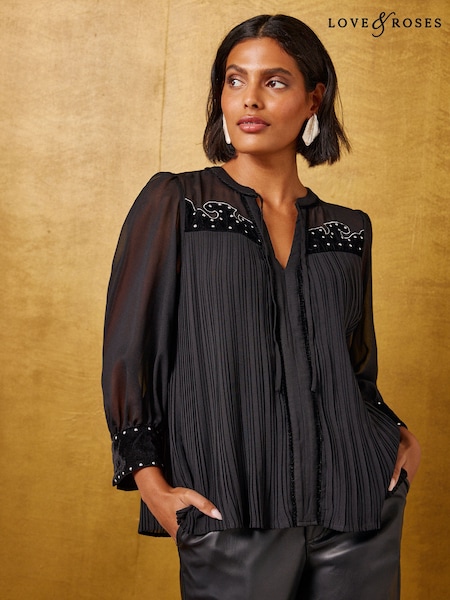 أسود - Love & Roses Studded Pleated 3/4 Sleeve Blouse