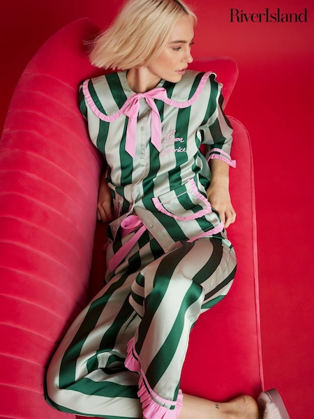River Island Nephthys Collab Satin Striped collar Pyjama Set (W04523) | 65 €