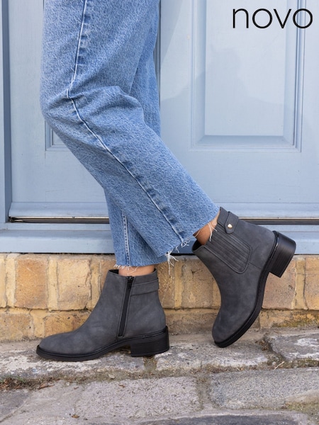 Novo Black Chrome Wide Fit Darlina Flat Chelsea Ankle Boots (W04970) | €59