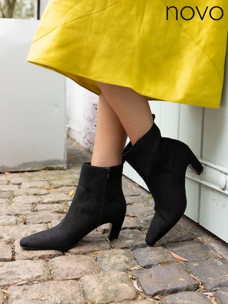 Novo Gia Mid Heel Point Ankle Boots (W04995) | ¥ 8,940