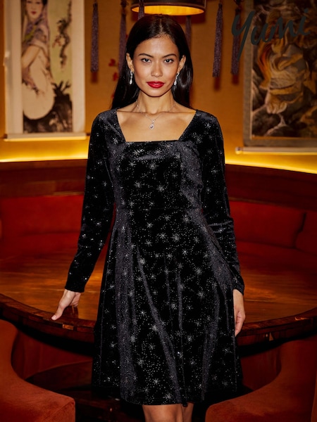 Yumi Black Starburst Foil Print Long Sleeve Skater Dress (W07758) | €85