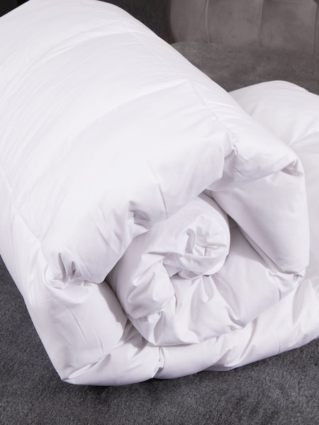 The Linen Consultancy 5 Star Hotel Concept Softened Duck Feather Duvet (W14436) | 234 ر.ق. - 494 ر.ق.