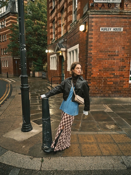 Beige - Radley Pocket Street Micro Phone Cross-Body Bag (W15334) | 320,500 ARS