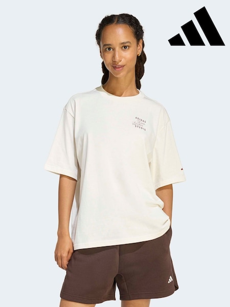 adidas White 3 Stripe Studio Graphic T-Shirt (W15938) | R$ 275