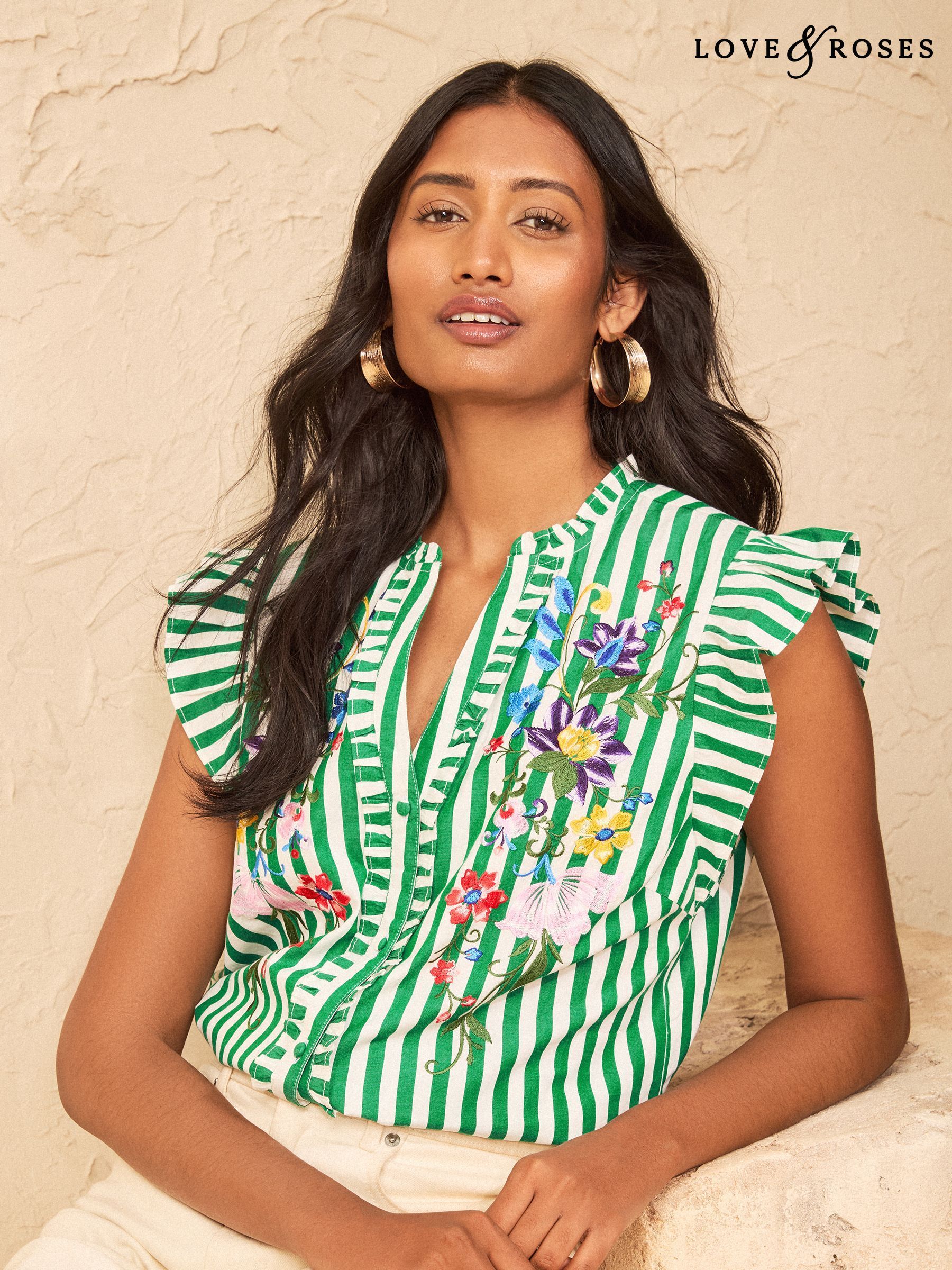 トップス UND LANDSCAPE PRINT LONG TOP Printed Tops for Women | Long & Short Sleeve Printed Tops | Next USA