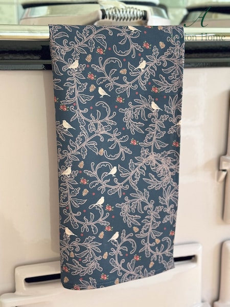 Avalon Home Robins Tea Towel (W19397) | 20 €