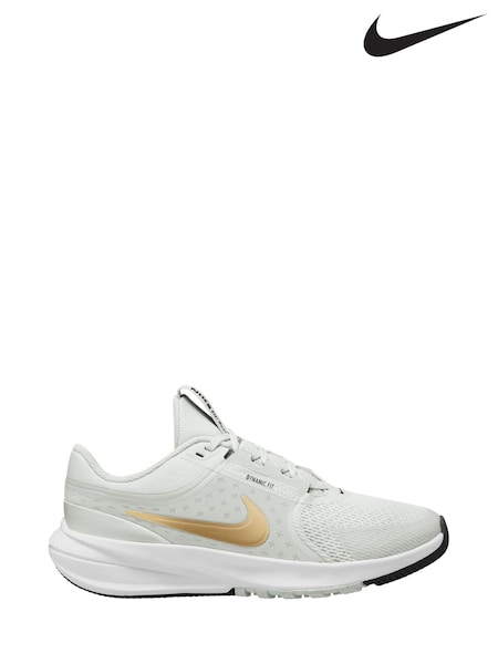 Nike White/Gold Youth Star Runner 5 Trainers (W21551) | €57