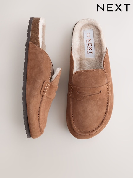 Tan Brown Forever Comfort® Leather Faux Fur Lined Footbed Clogs (W22272) | €45