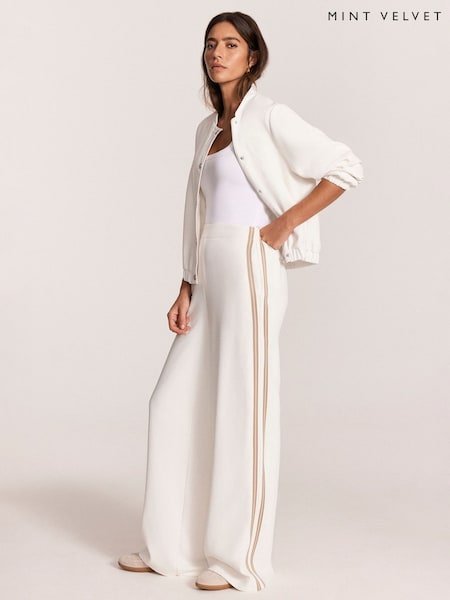 Mint Velvet White Side Stripe Wide Trousers (W24477) | kr1 571