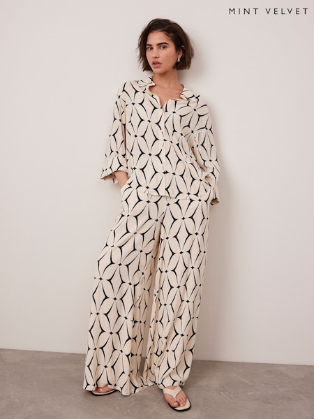 Mint Velvet Cream Geo Print Wide Leg Trousers (W24478) | €126