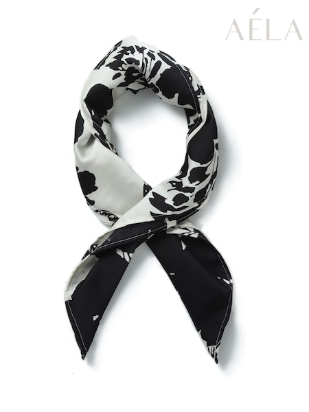 Aela Black and White Bandana Scarf (W24830) | €20