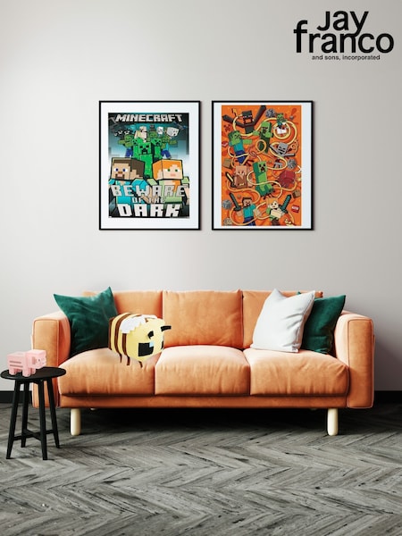 Jay Franco Minecraft Bee Plush Pillow