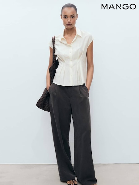 Mango Cream Short Sleeve Pleated Shirt (W29335) | €37