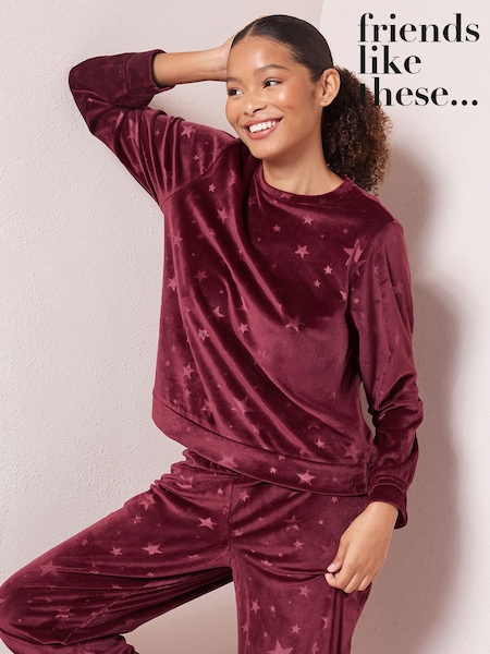 Friends Like These Burgundy Red Petite Star Embossed Nightwear Set (W30846) | €50