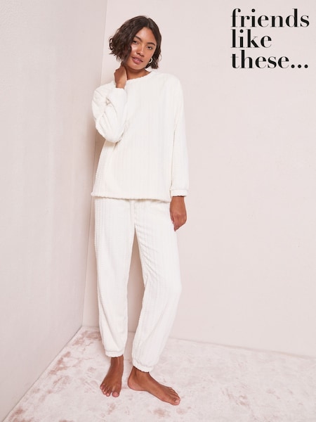 Friends Like These Cream Heart Twosie Pyjamas Set (W30879) | €44