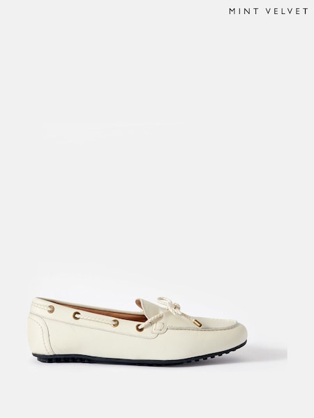 Mint Velvet Cream Sally Boat Shoes (W31832) | €130