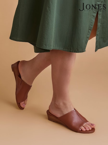 بني - Jones Bootmaker Blue Jocelyn Leather Wedge Heel Mules (W32109) | ‏460 د.إ.‏
