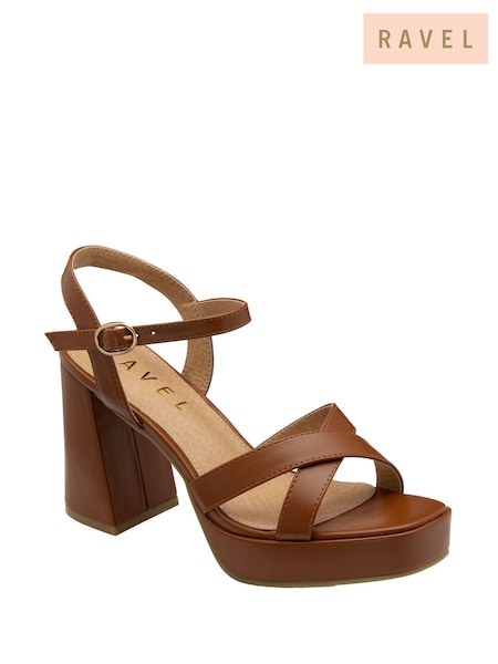 Ravel Brown Open Toe Platform Sandals (W33123) | R$ 495