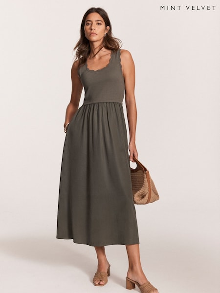 Mint Velvet Green Scallop Detail Woven Midi Dress (W33682) | €126