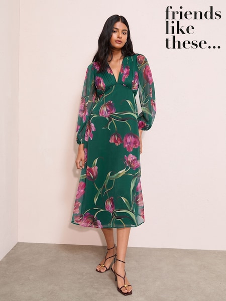 Friends Like These Green Floral Petite Chiffon Long Sleeve V-Neck Midi Dress (W33694) | €73