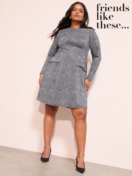 Schwarz/Weiß - Friends Like These Long Sleeve Pocket Detail Cosy Mini Dress (W34567) | 61 €