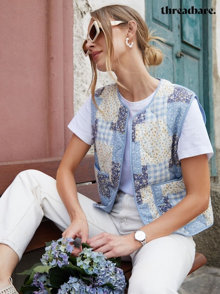 Синий - Threadbare Floral Print Patchwork Reversible Quilted Gilet (W34768) | €40