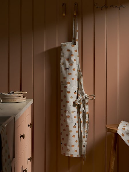 Sophie Allport Natural Trick or Treat Adult Apron (W35754) | €35