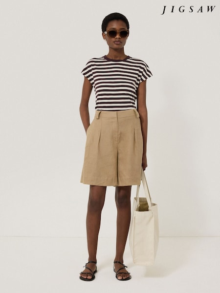 Jigsaw Natural 100% Linen Pleated Bermuda Shorts (W36501) | €140
